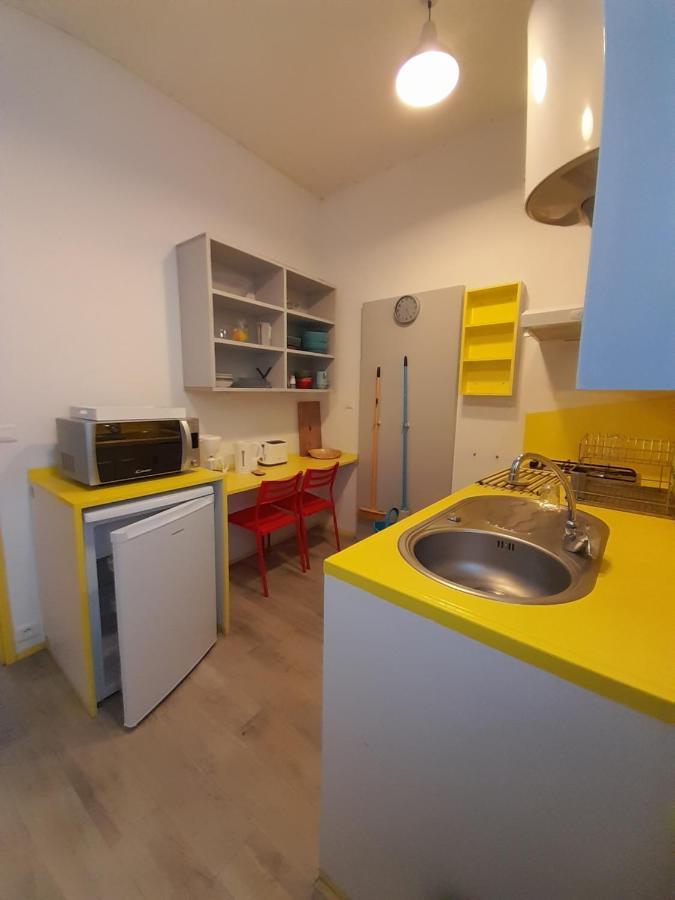 Résidence Les Volets Bleus: Studio de 30 m² classé 2 * Rochefort  Exterior foto