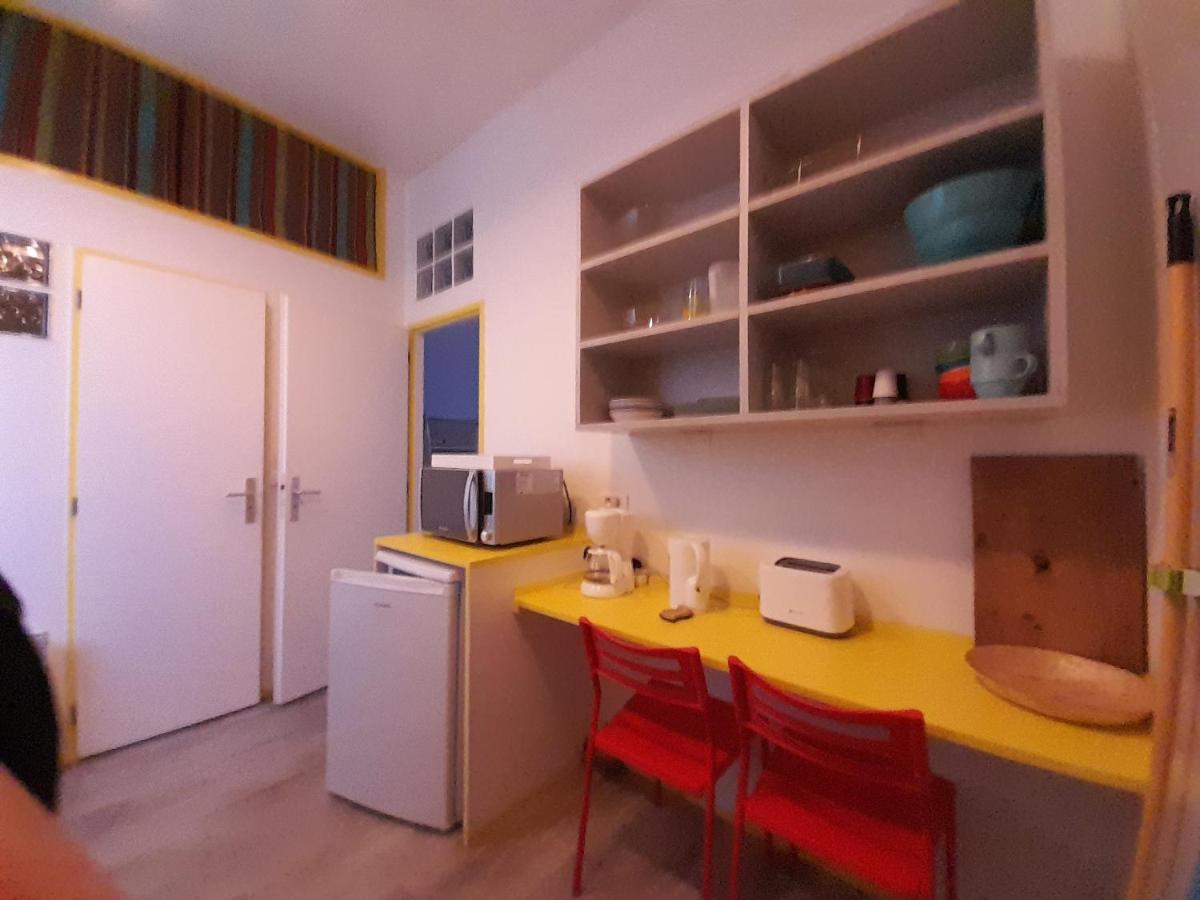 Résidence Les Volets Bleus: Studio de 30 m² classé 2 * Rochefort  Exterior foto